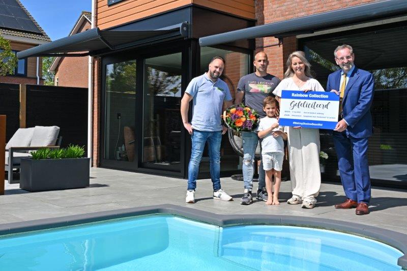 Familie Andeweg uit Hellevoetsluis wint de Rainbow Collection foto-actie 2022
