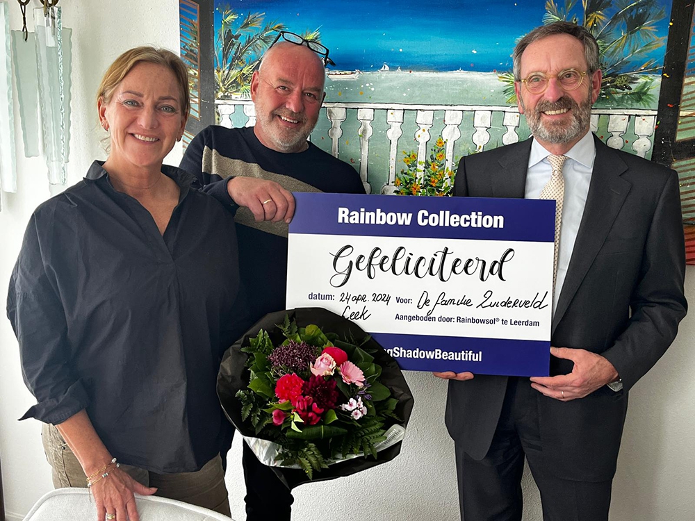 Feestelijke uitreiking aan winnaars jaarprijs fotoactie Rainbowsol in Leek (Gr).